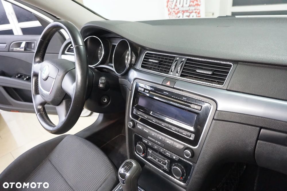 Skoda Superb 2.0 TDI Ambition - 22