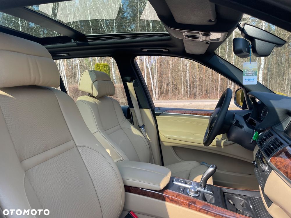 BMW X5 xDrive30d - 29