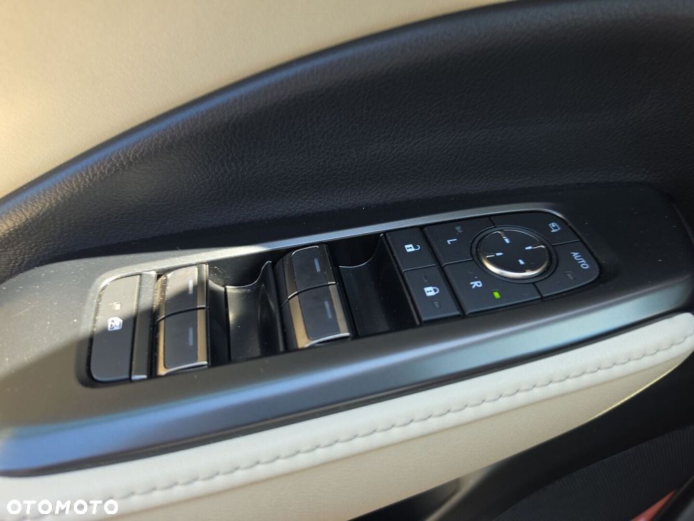 Lexus LBX 1.5 Hybrid Elegant - 19