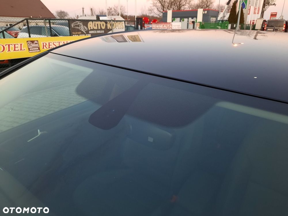 Volkswagen Golf 1.4 TSI (BlueMotion Technology) DSG Highline - 13