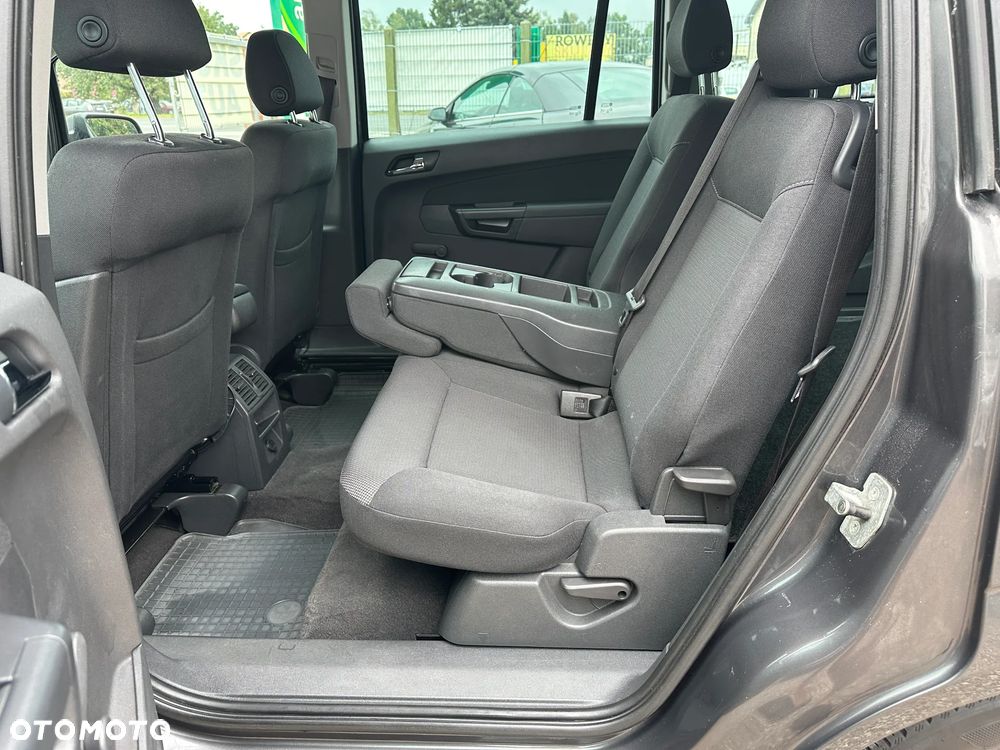 Opel Zafira - 23