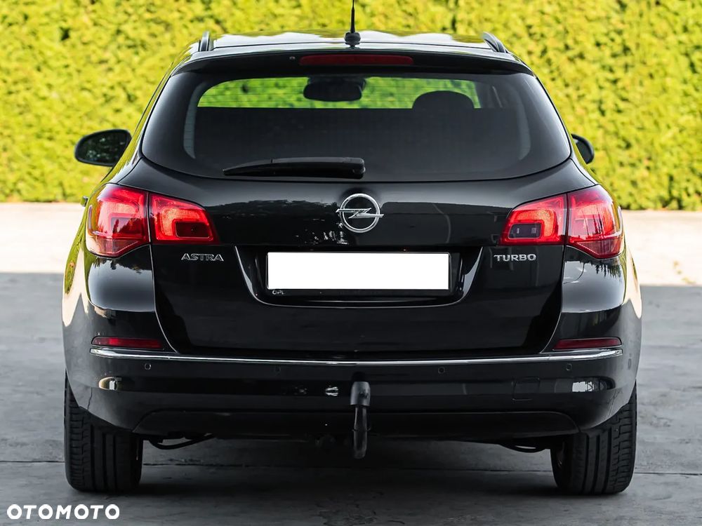 Opel Astra 1.4 Turbo Style - 11