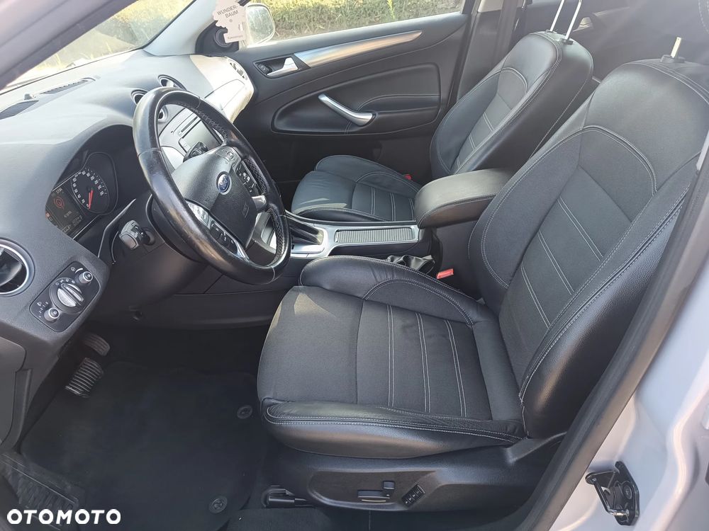 Ford Mondeo 2.0 SCTi Titanium - 9