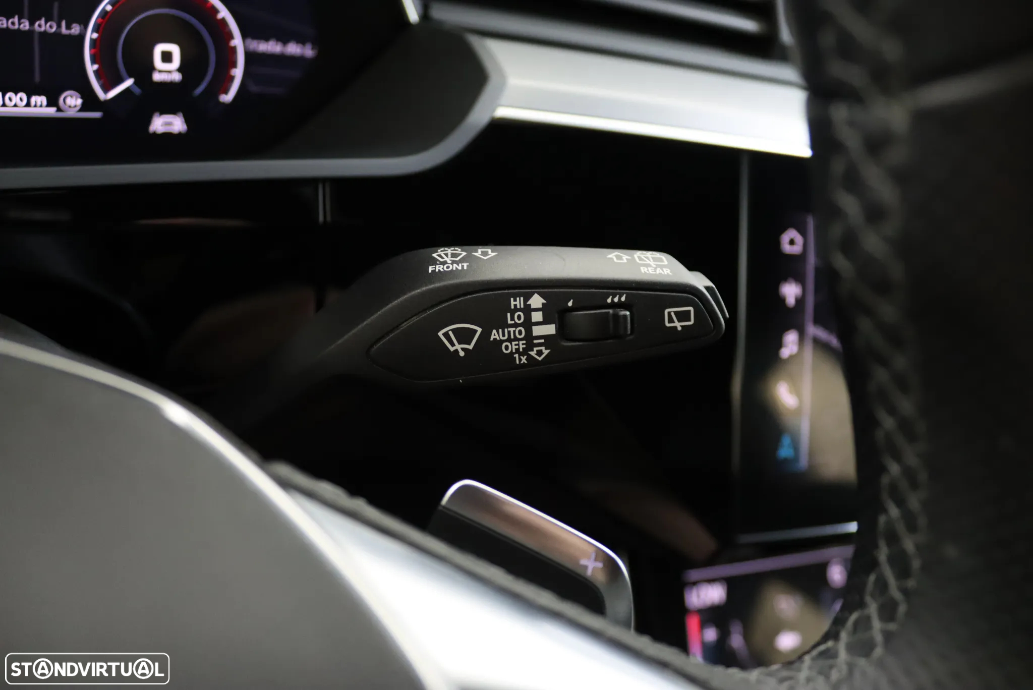 Audi e-tron 55 quattro S line - 13