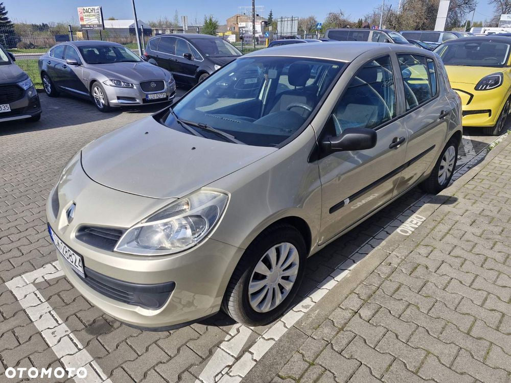 Renault Clio 1.2 16V Expression - 2