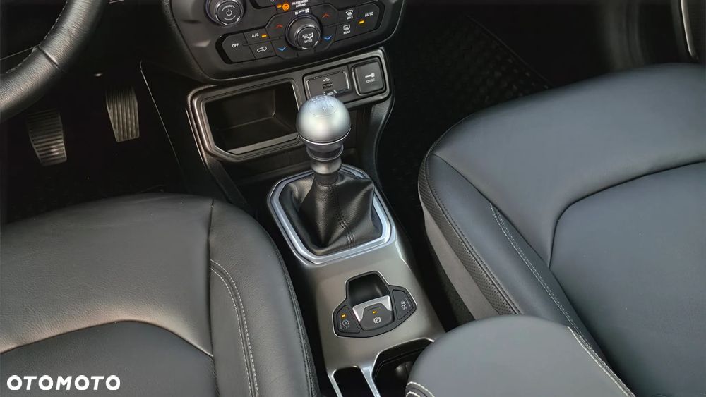 Jeep Renegade 1.6 MultiJet Limited - 29