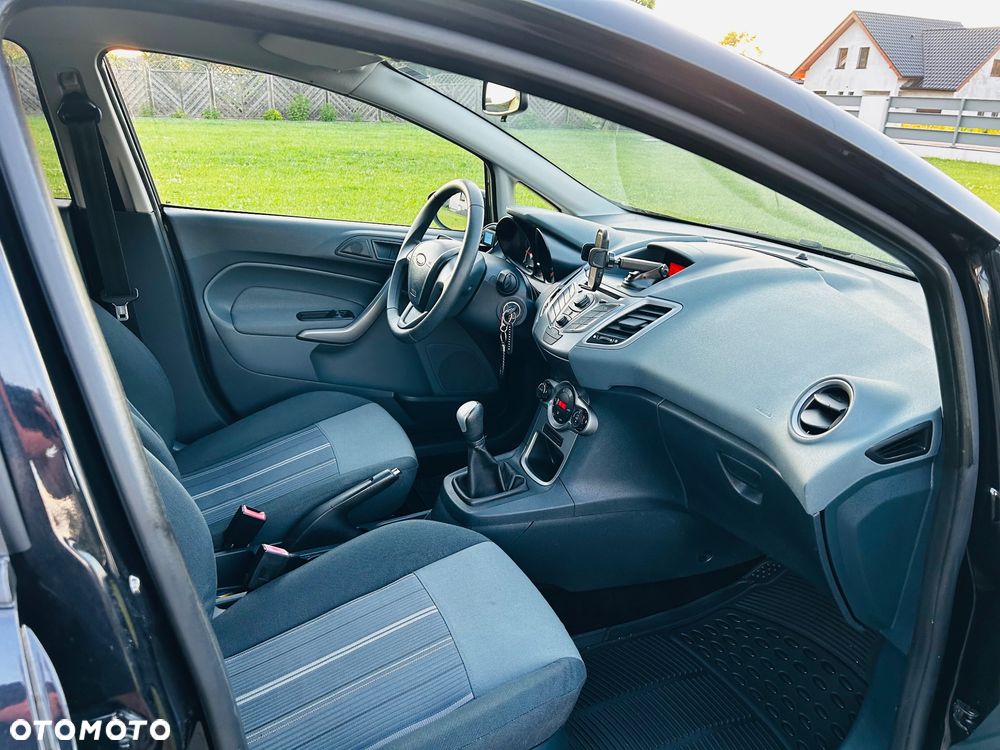 Ford Fiesta 1.25 Trend - 19