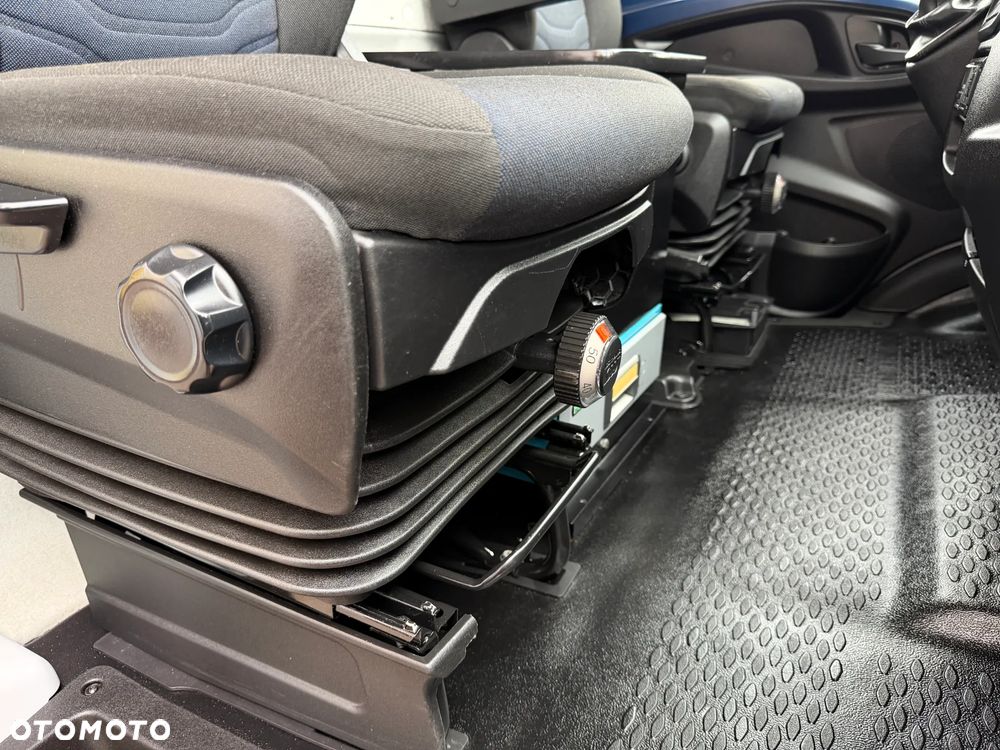 Iveco Daily L4H2 Bliźniaki HI-MATIC - 35
