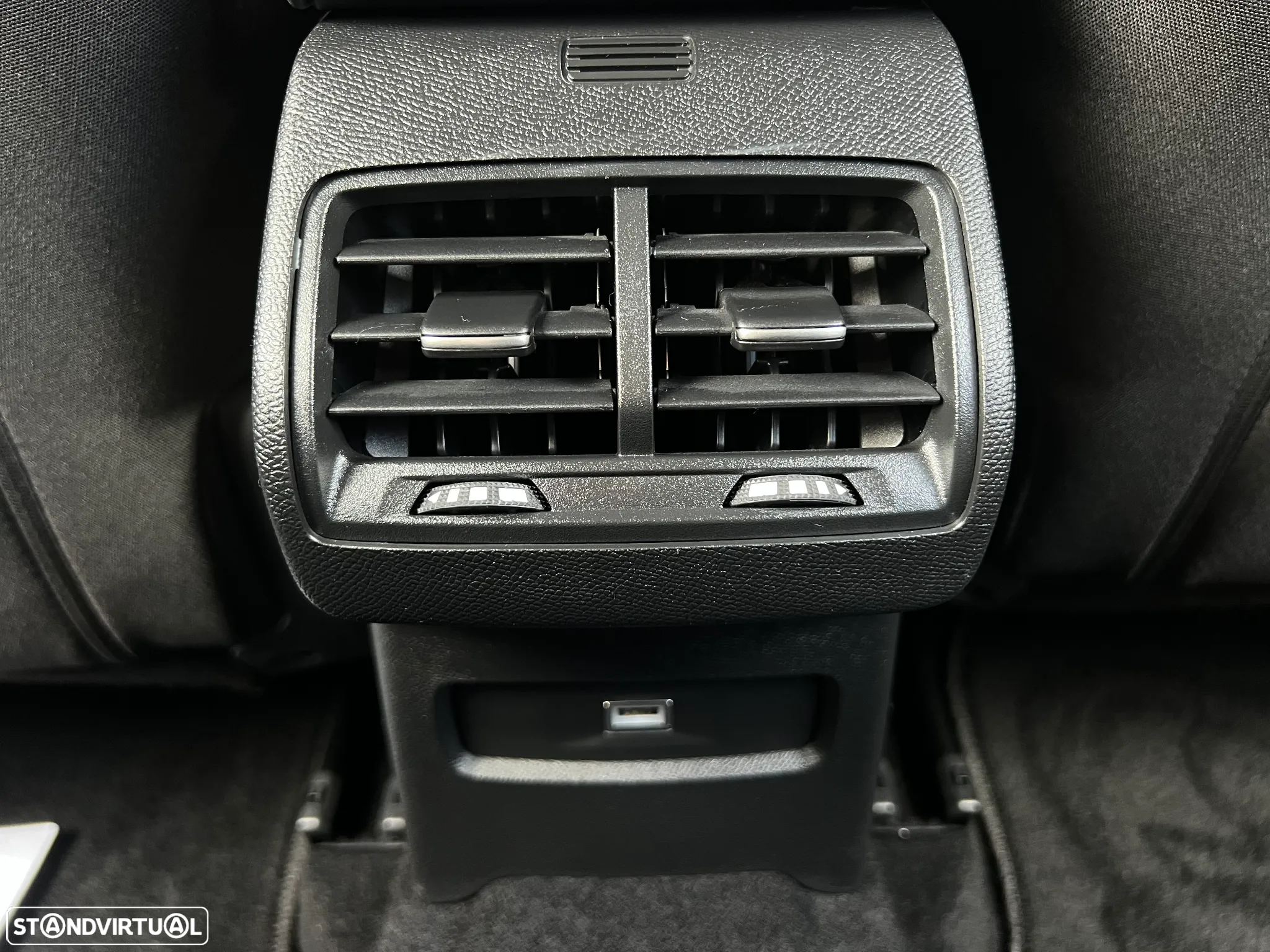 Citroën C4 1.2 PureTech Plus - 35