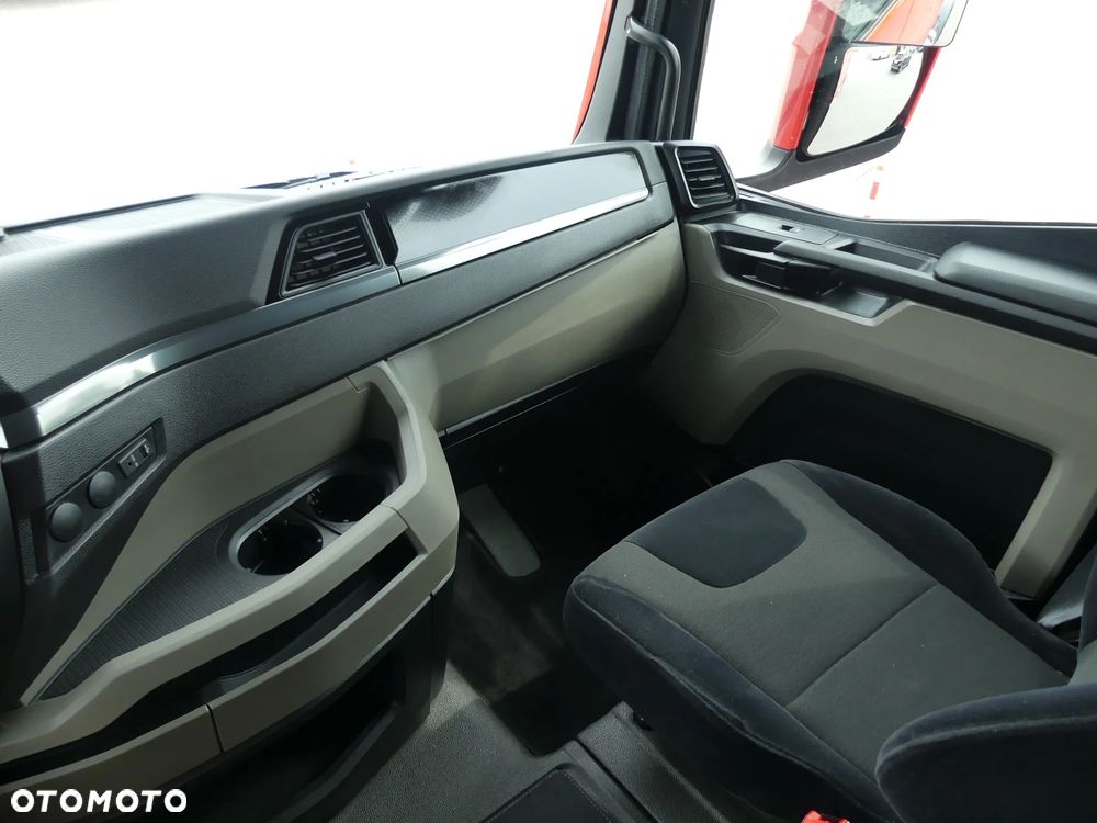 MAN TGX 18.510 / PEŁNY ADR / RETARDER / KLIMA POSTOJOWA / - 36
