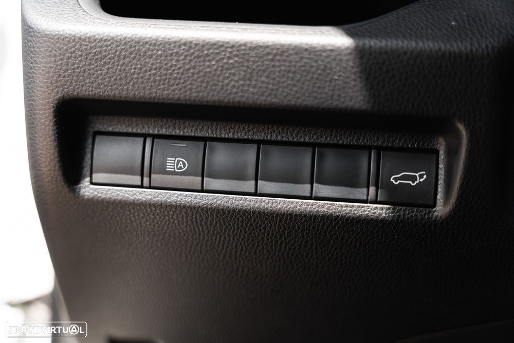 Toyota RAV4 2.5 HDF Square Collection - 31