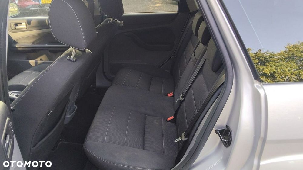 Ford Focus - 8