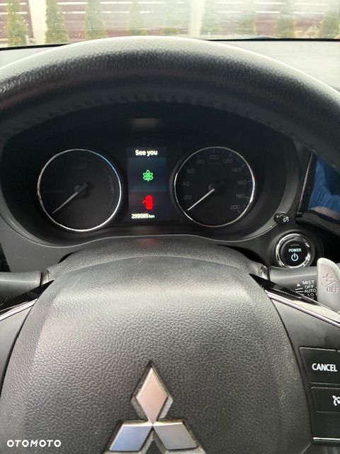 Mitsubishi Outlander 2.0 4WD - 11