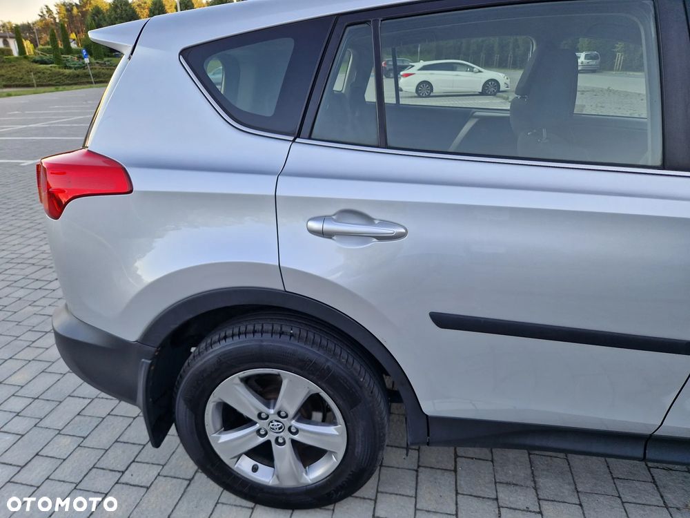 Toyota RAV4 2.0 D-4D Premium - 7