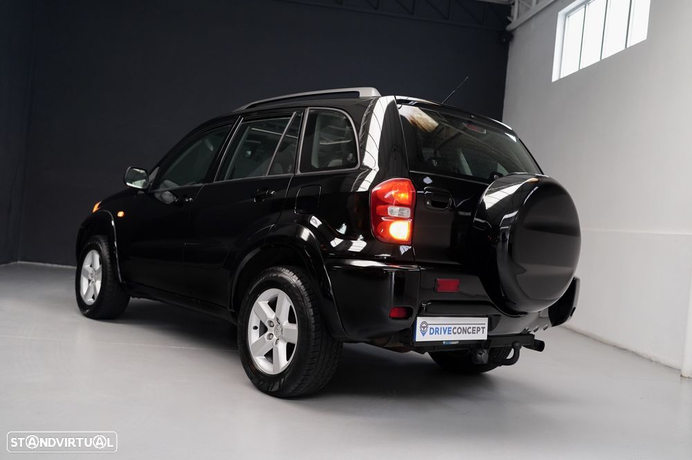 Toyota RAV4 2.0 D-4D Pack 2 - 19