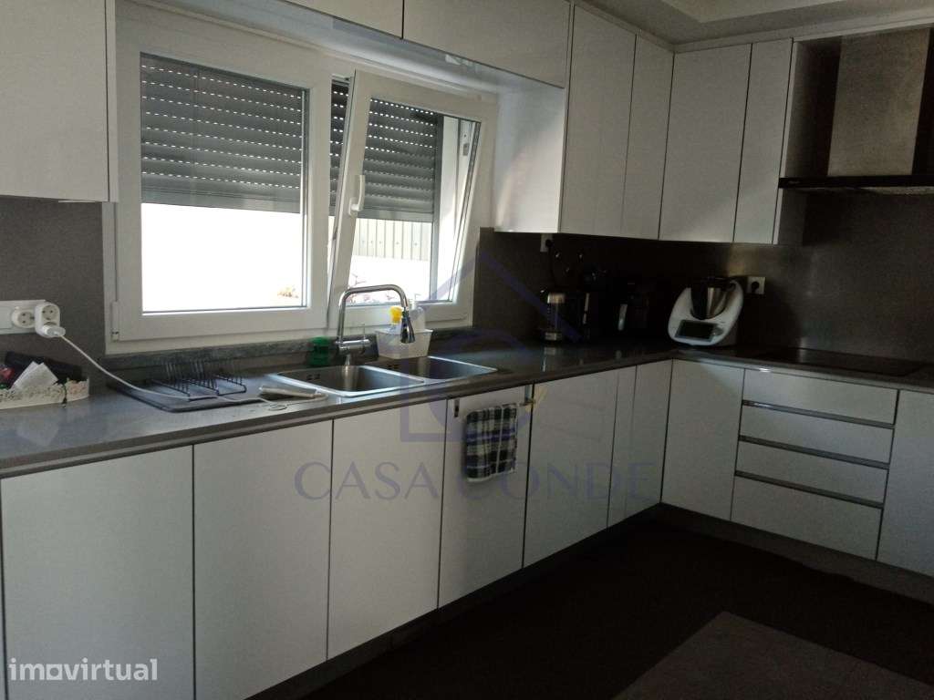 Moradia Geminada T3 C/garagem como Nova - Grande imagem: 4/19