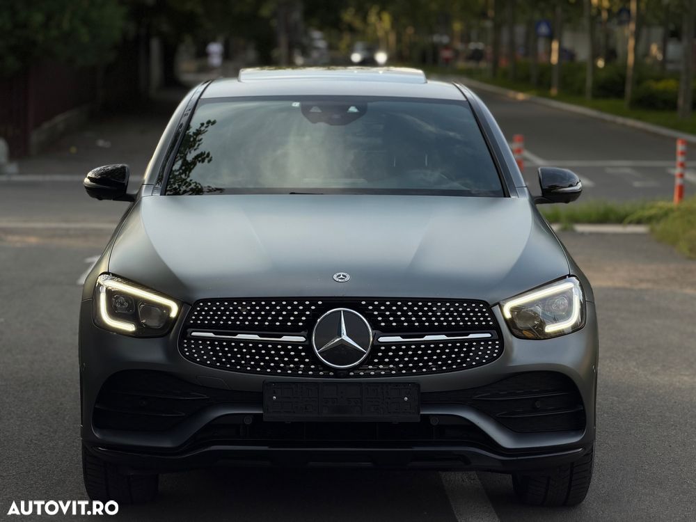 Mercedes-Benz GLC Coupe 300 d 4Matic 9G-TRONIC AMG Line Plus - 9