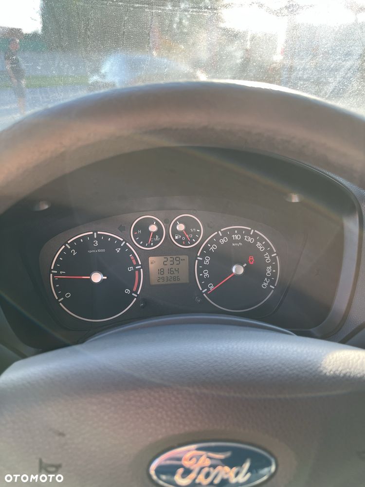 Ford Transit Connect - 7