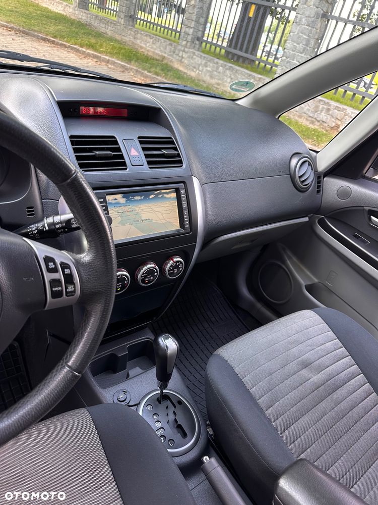 Suzuki SX4 1.6 VVT Automatik 4x2 Comfort - 11