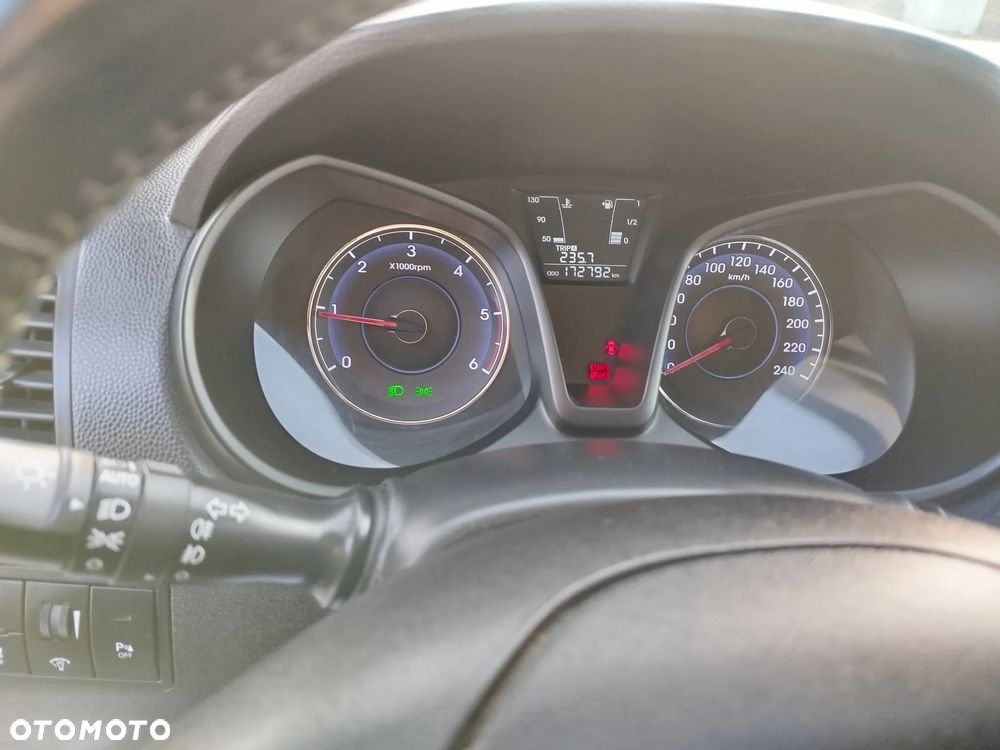 Hyundai ix20 1.6 CRDi Fifa World Cup Edition - 27