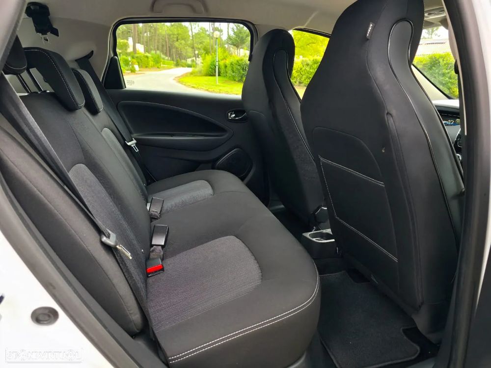 Renault Zoe (c/ Bateria) 41 kwh Life c/ LIMITED Pack - 19