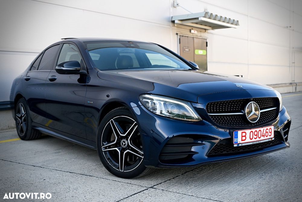 Mercedes-Benz C ver-300-d-t-9g--tronic-amg-line - 3