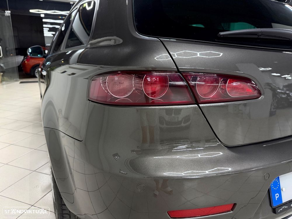 Alfa Romeo 159 Sportwagon 1.9 JTDM 16V DPF Impression - 9