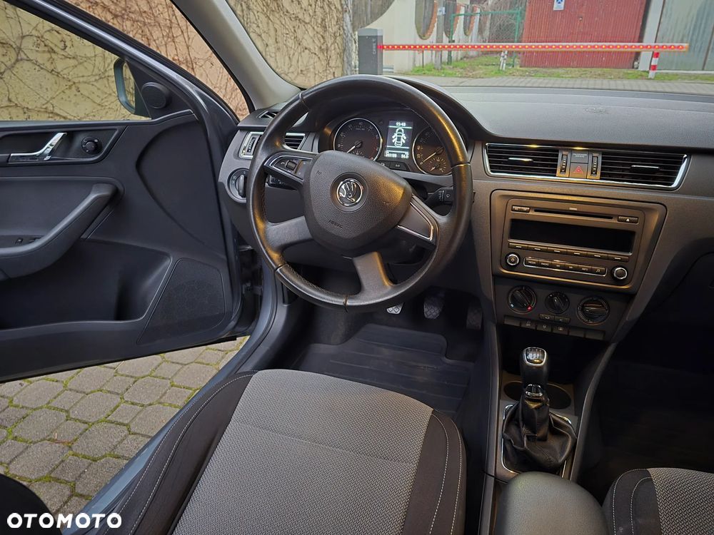 Skoda RAPID 1.2 TSI Elegance - 13