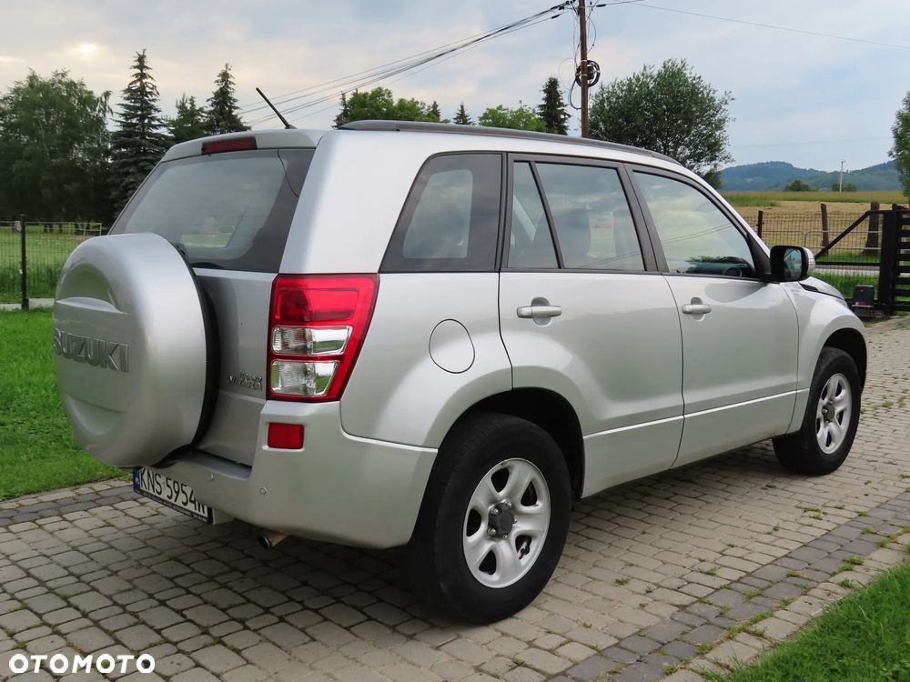 Suzuki Grand Vitara 2.0 Comfort - 5