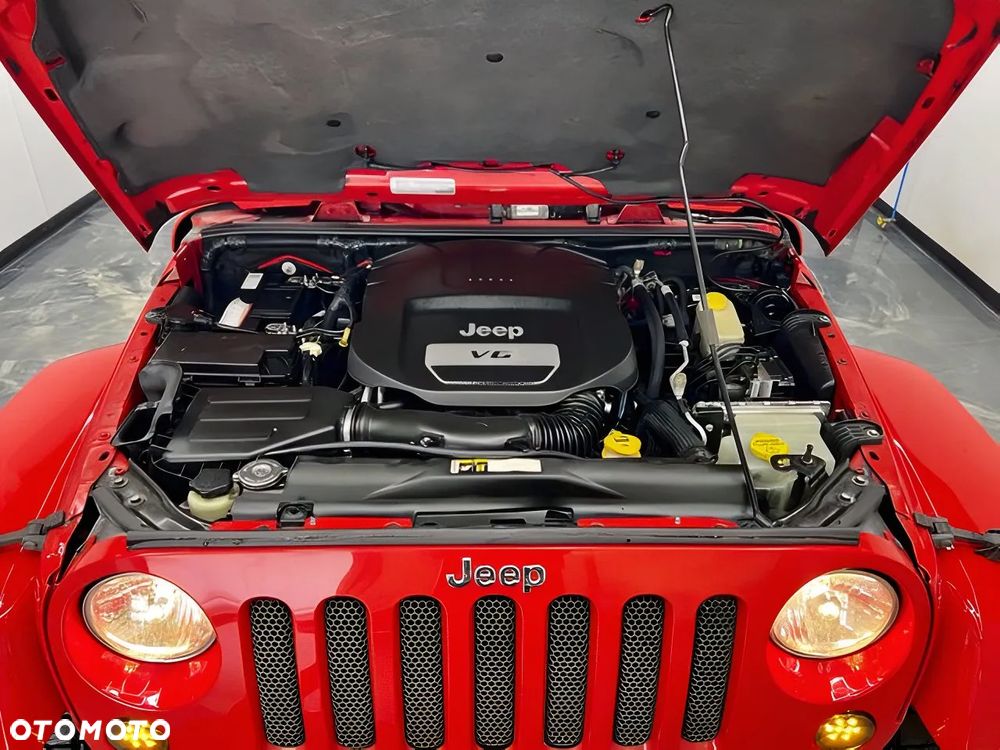 Jeep Wrangler 11-18 - 17