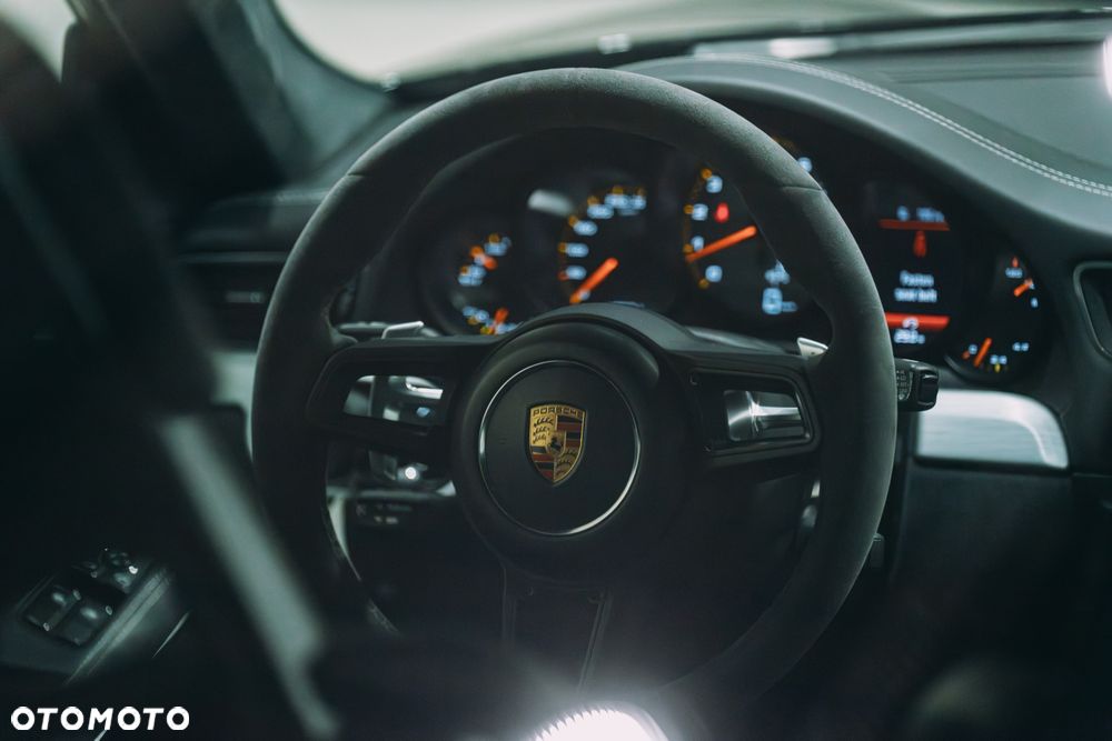 Porsche 911 - 17