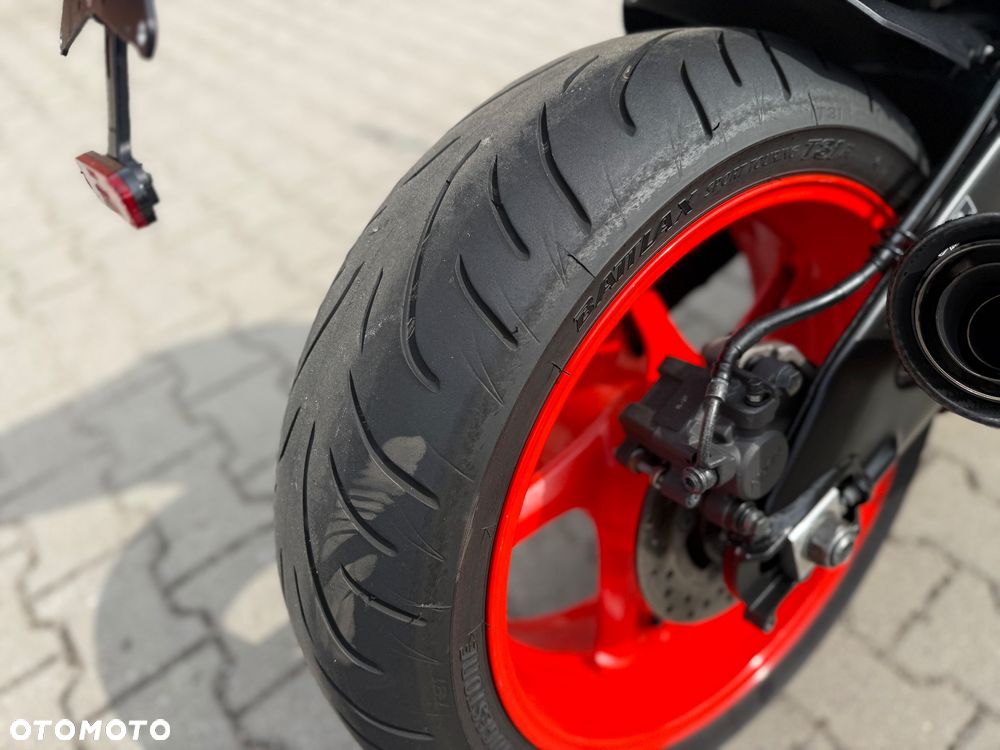 Yamaha MT - 17