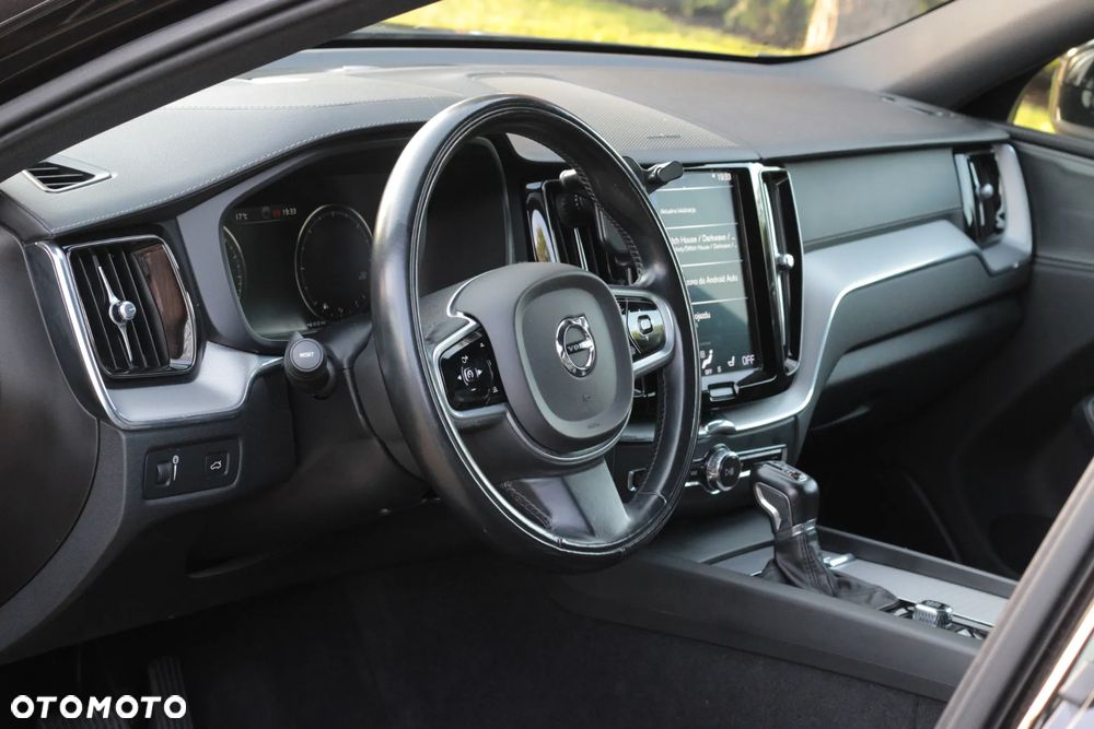 Volvo XC 60 D5 AWD Inscription - 9