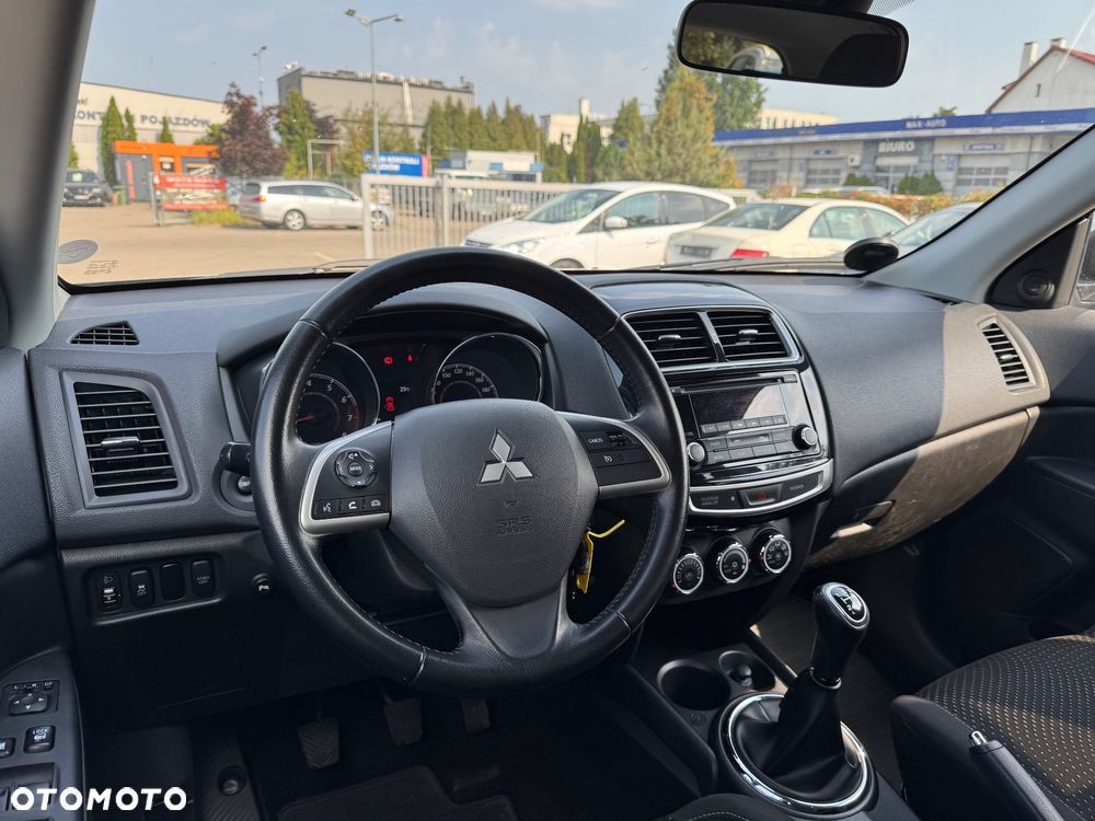 Mitsubishi ASX 1.6 2WD Instyle - 32