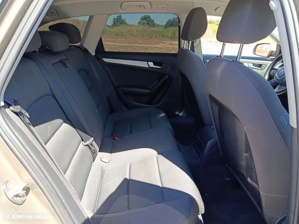 Audi A4 Avant 2.7 TDI DPF multitronic Ambition - 10