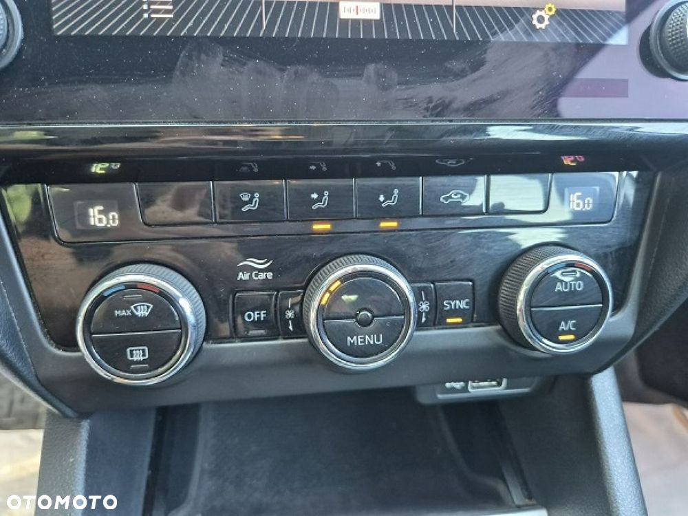 Skoda Octavia - 35