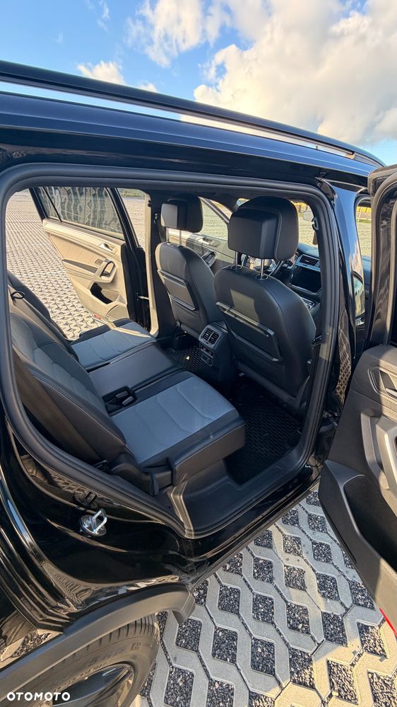 Volkswagen Tiguan 2.0 TDI SCR 4Mot R-Line DSG - 9