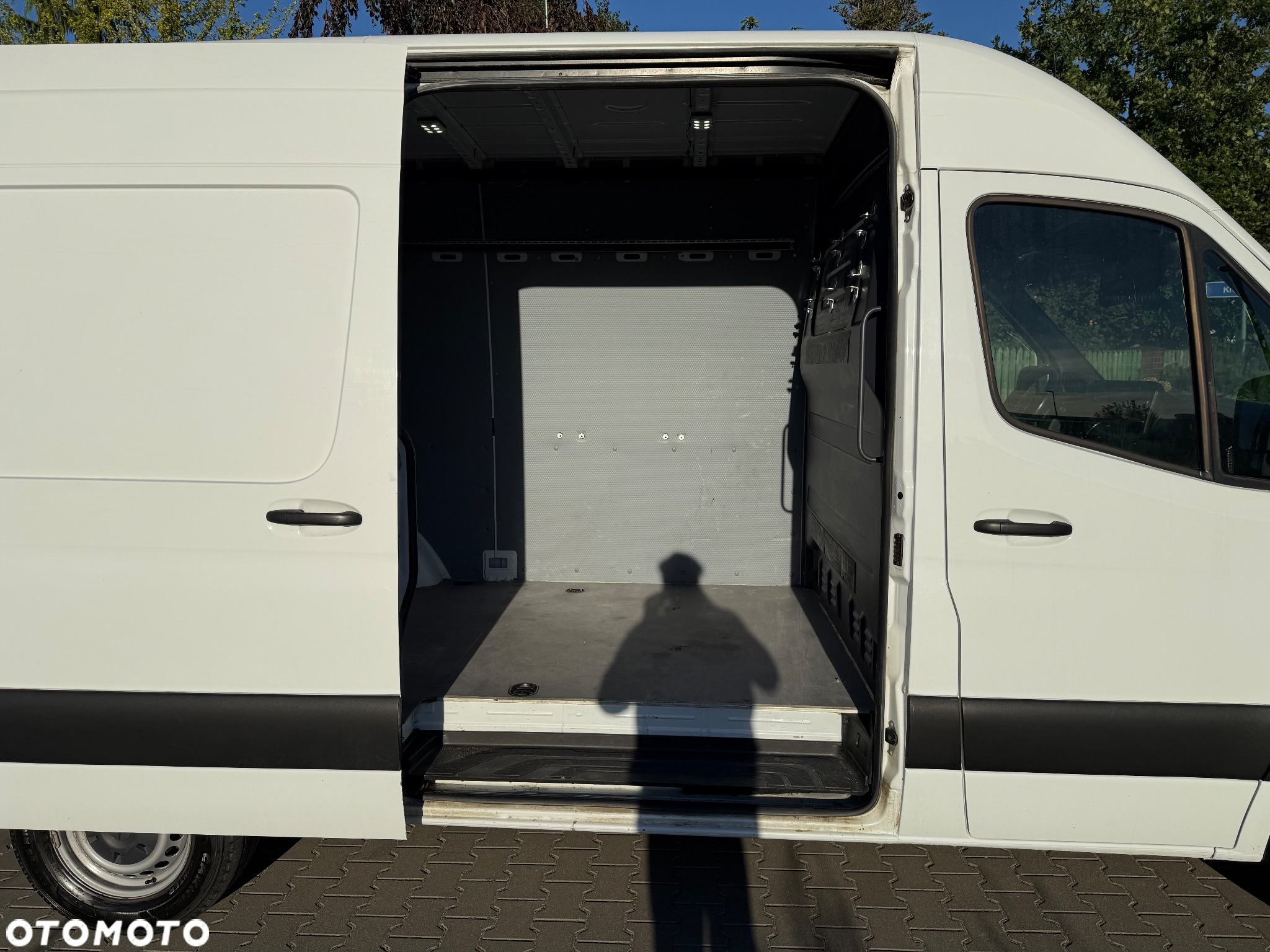 Mercedes-Benz Sprinter 317 - 28