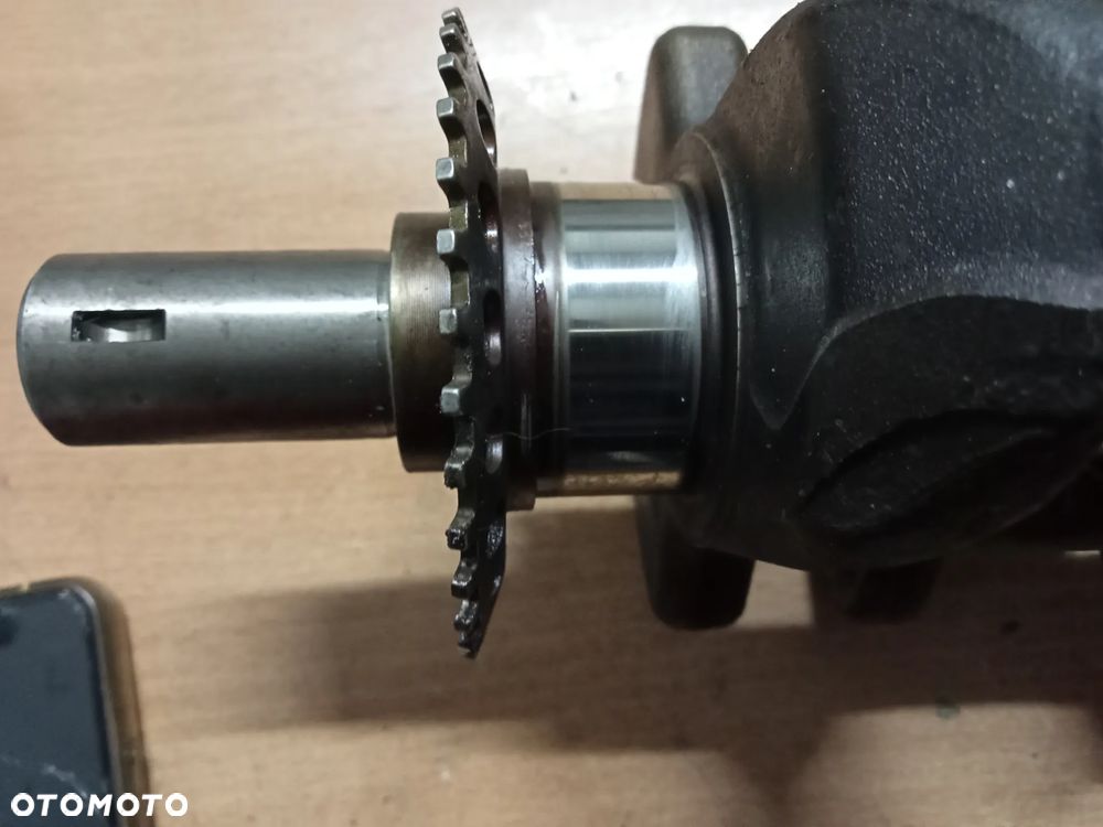 wał korbowy yaris 2 1.0 1kr - 2