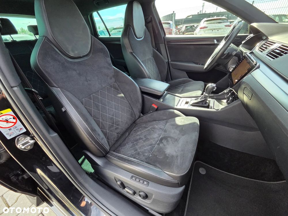 Skoda Superb 2.0 TDI SCR 4x4 Sportline DSG - 39