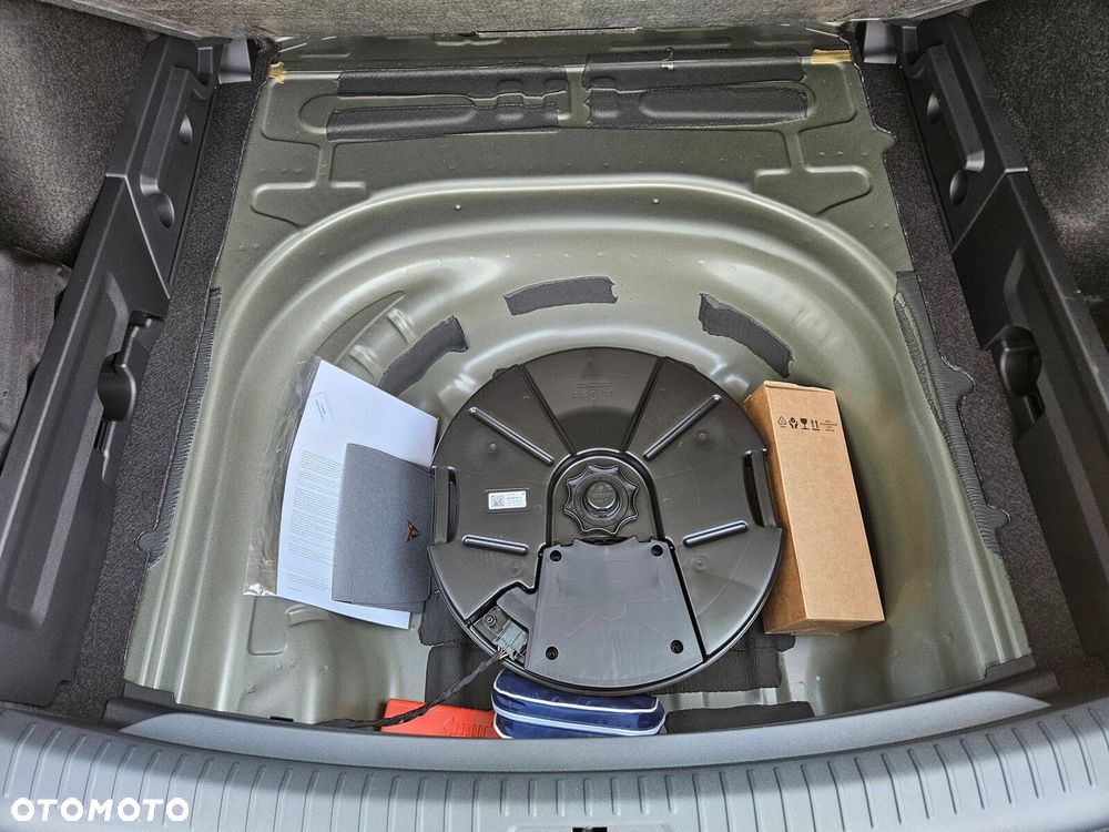 Cupra Leon Sportstourer 2.0 TSI 4Drive VZ DSG - 13