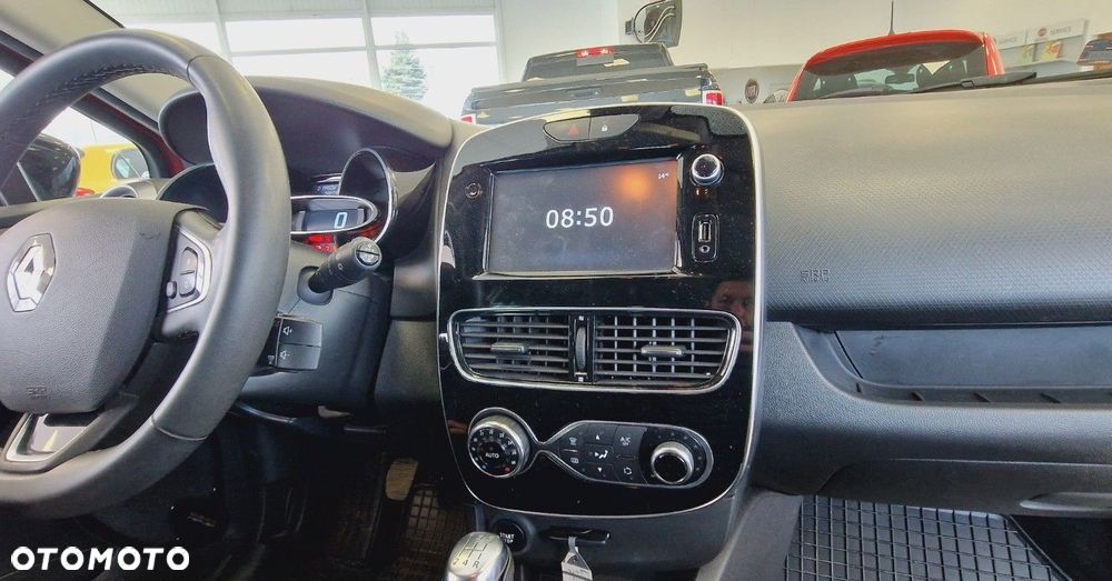 Renault Clio - 18
