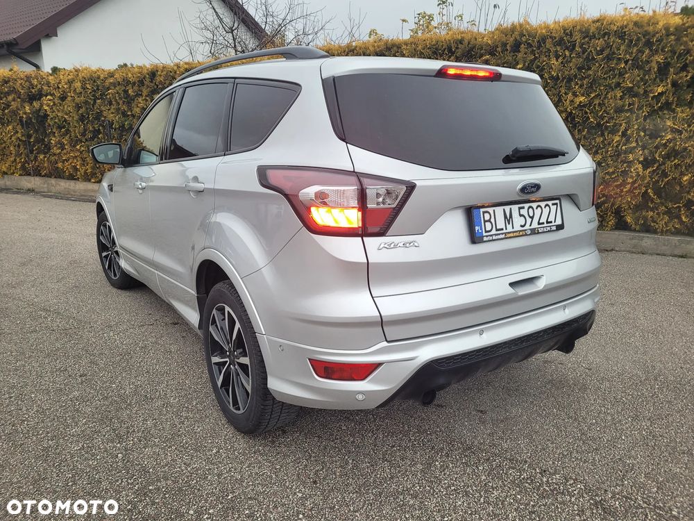 Ford Kuga - 9