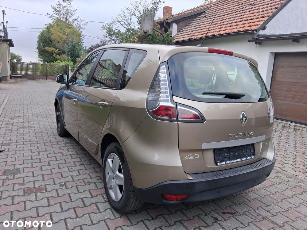 Renault Scenic ENERGY TCe 115 LIFE - 10