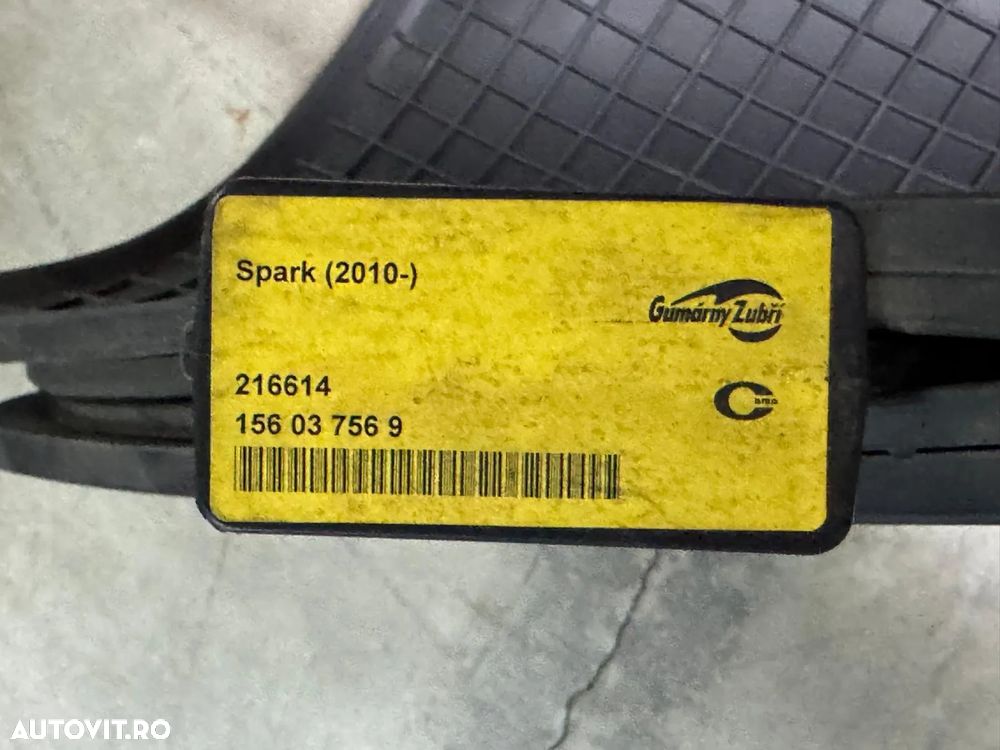 216614 | Covor | Opel Zafira A - 2