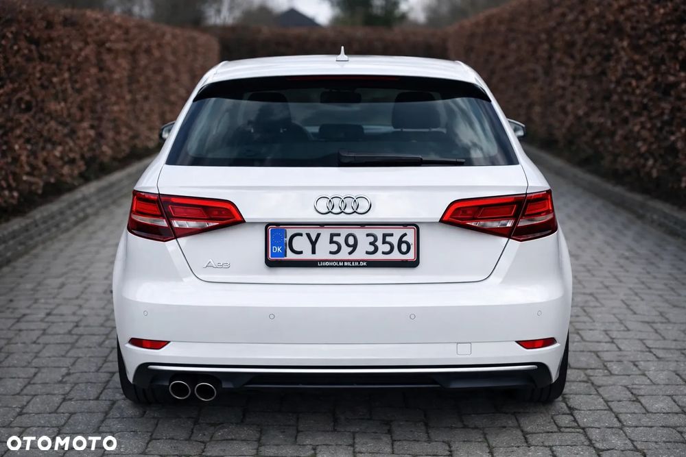 Audi A3 Sportback 2.0 TDI S tronic design - 4