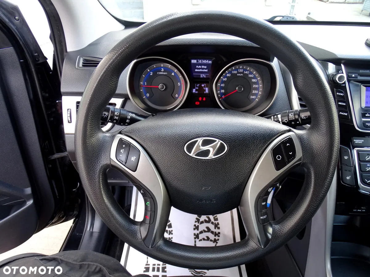 Hyundai i30 1.6 CRDi Comfort - 17