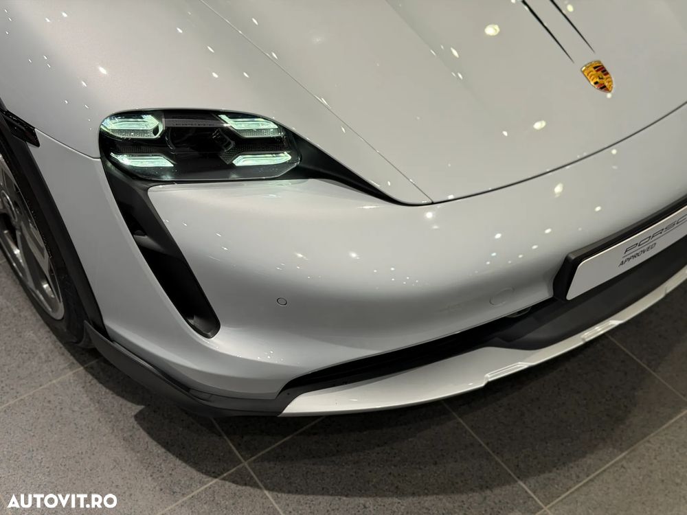 Porsche Taycan 4 - 21