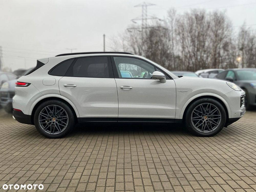 Porsche Cayenne - 7