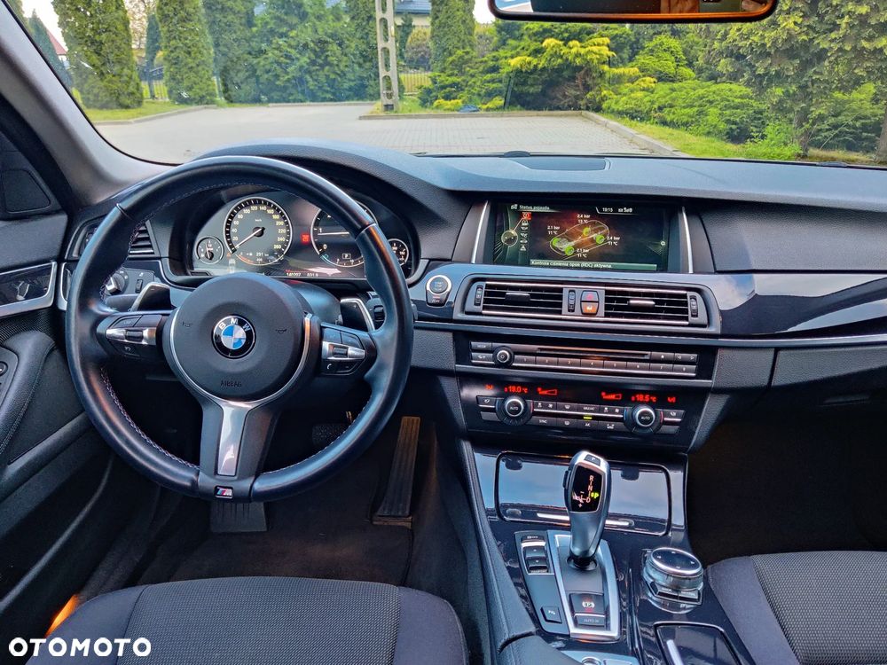 BMW Seria 5 520d - 13